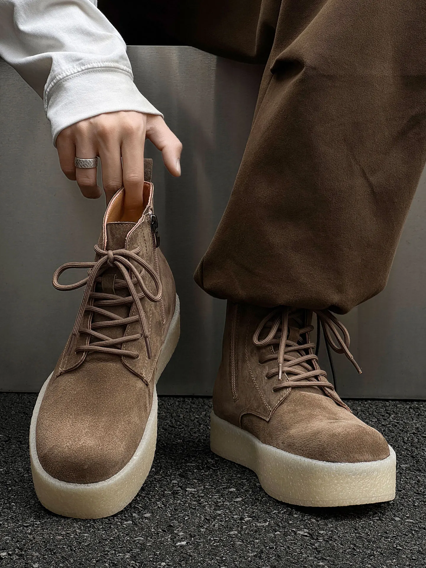 

Anti-Slip Faux Suede High Top Men's Boots Autumn Winter New Sle Zipper Boots Thi Bot oes Casual Leather Sneakers