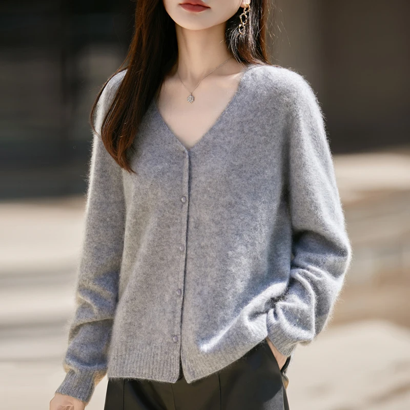 

New Style 100% Merino Wool V-Neck Casual Cardigan Fashionable Trendy Sweater Women Autumn Winter Soft Comfortable Knitwear Top