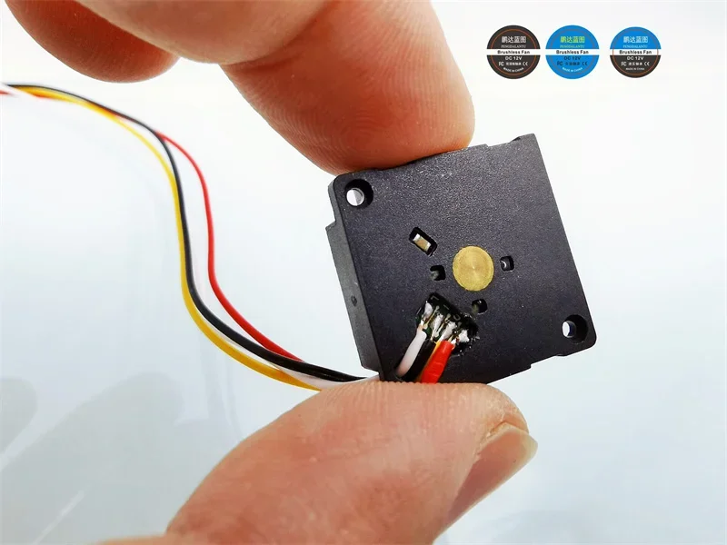 20*20*6MM New Silent 2006 Turboblower 5V Temperature Control PWM Speed Measurement 2CM Mini Notebook Memory Cooling Fan