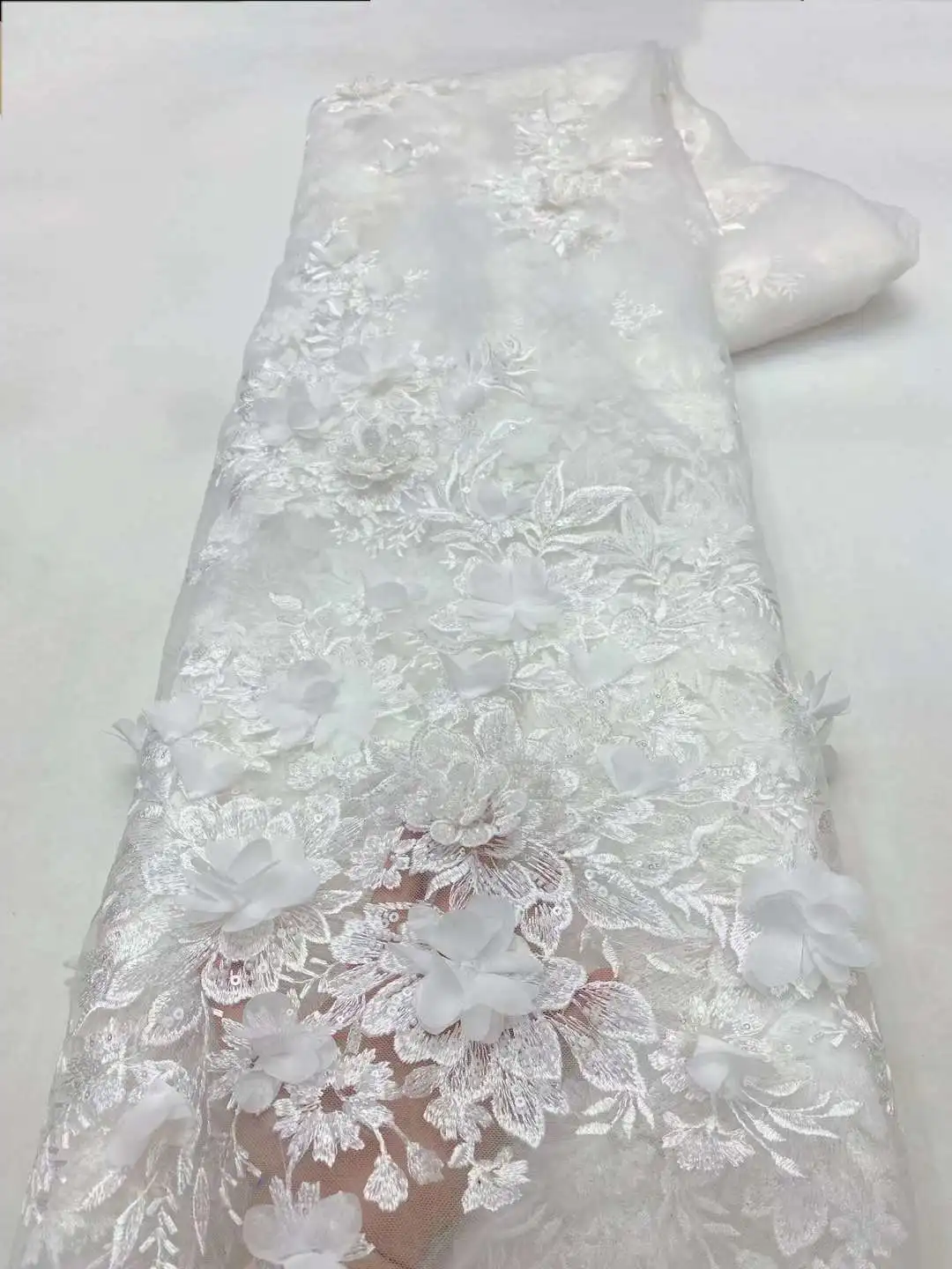 White African 3D Lace Fabric 5 Yards 2024 High Quality With Flower Embroidered French Nigerian Sequins Lace Fabric For Wedding