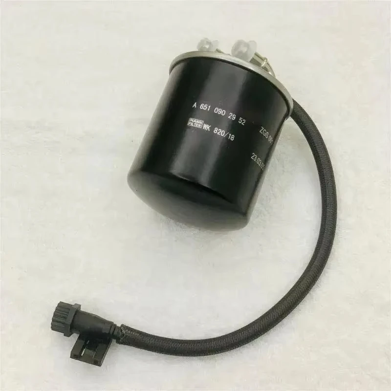 New Fuel Filter 6510902952 6510901552 6510903052 A6510901552 A6510902952 WK820/18