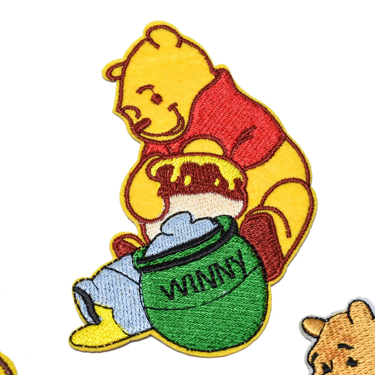 16Pcs Cartoon Cute Bear Winnie the Pooh Patch For DIY Sew on Child Clothe Ironing Patches Jeans Embroidered Applique Wholesale