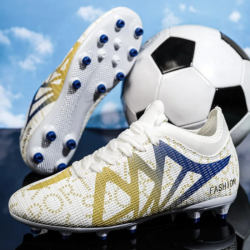 New summer High-quality professional training turf soccer shoes Ultra-light training spikes soccer boots men's soccer field boot