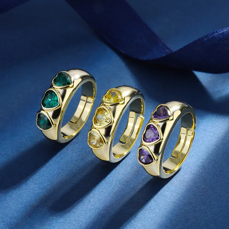 

European American style with emerald, gold, and purple heart-shaped gemstones, creative wholesale women's ring