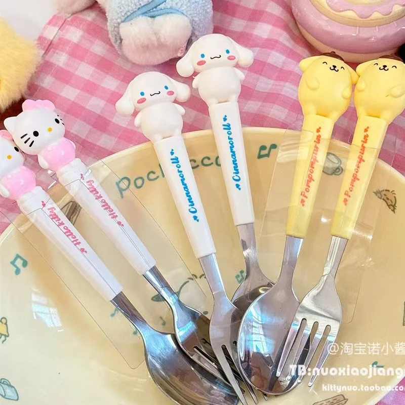 Sanrio-cucharilla de acero inoxidable con diseño de Hello Kitty para niños, cucharilla y tenedor con diseño de Kuromi pompurin My Melody,