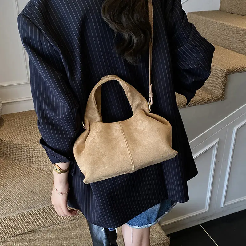 French Cloud Dumpling Bag Brand Design Frosted Bag New Fashion Handbag Lunch Box Bag Retro Magnetic Clasp Shoulder Crossbody Bag - view 3