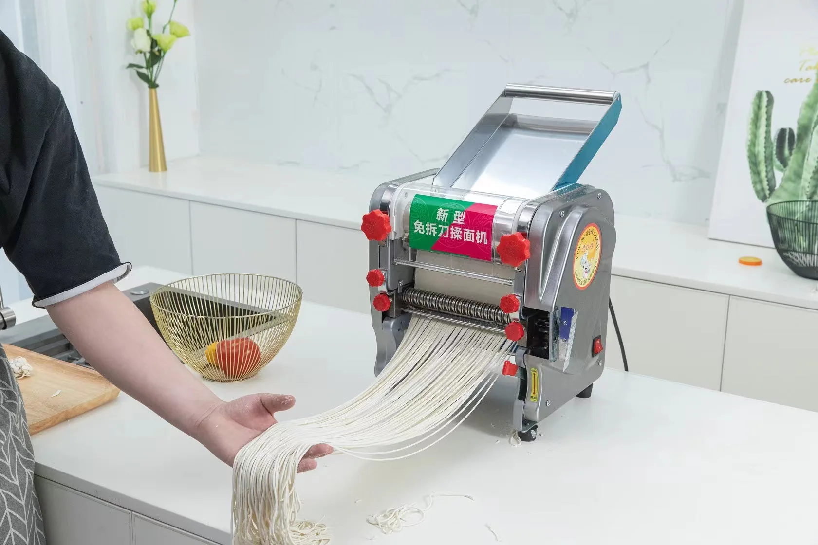 2023 New 220V Electric Noodle Machine No-knife Noodle Pressing Machine Dumpling Wonton Wrappers Automatic Pasta Maker Machine