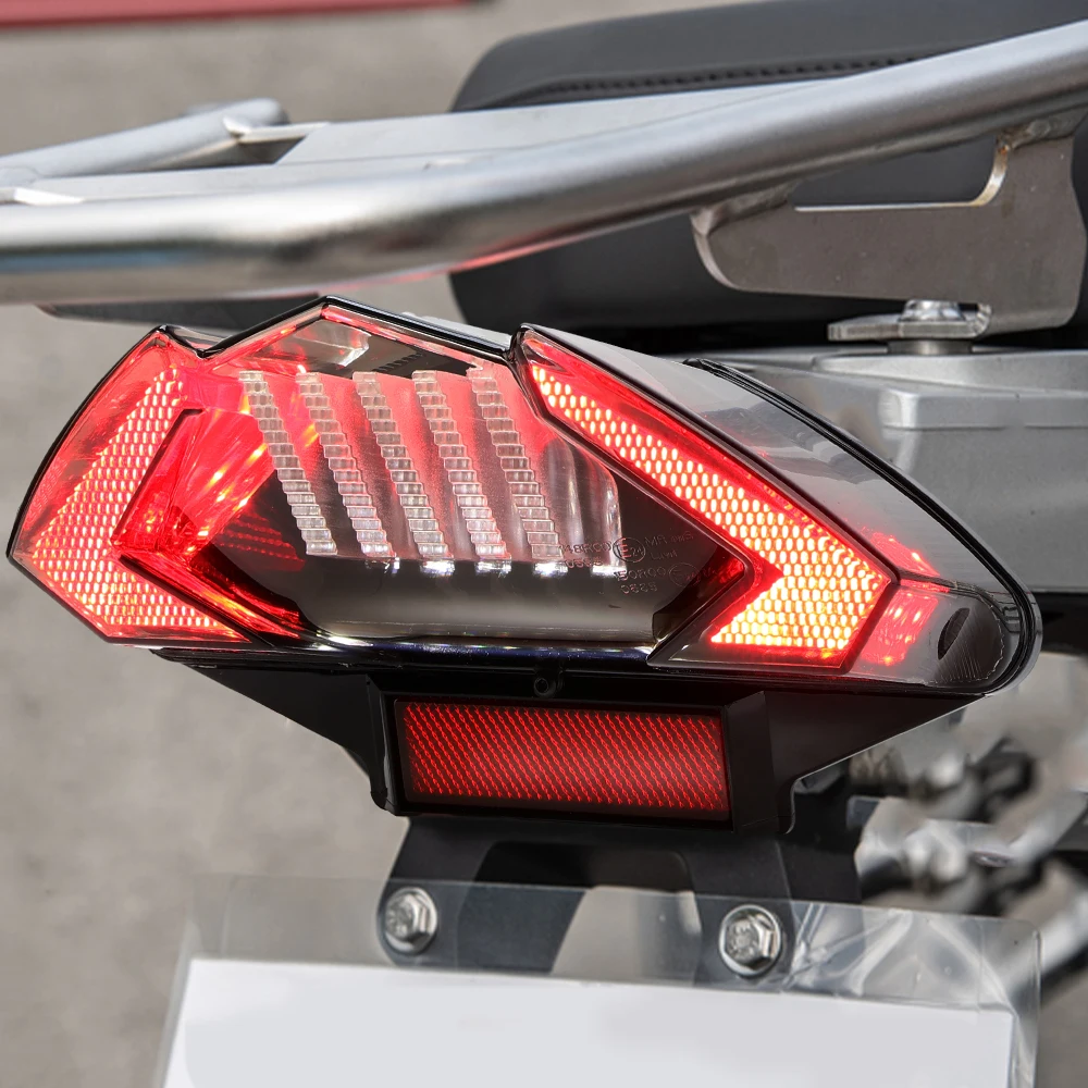 E24 Emark Rücklicht für BMW F800S F800R F800ST F800GT F650GS F6850ST R1200GS GS ADV Serie Motorrad Rücklicht DRL Bremslicht Emark – Detail 1