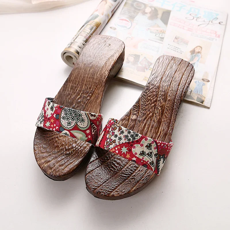 Girl Wood Slides Anti-Slip Polka Dots MId Heel Summer Sandals Causal Beach Slippers Japan Geta Cosplay Shoes