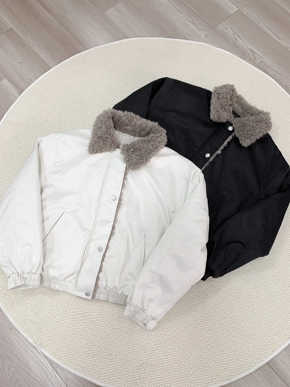 

White Gazelle 2025 Winter Thermal Velvet Bomber Jaet with Fur Collar Cotton Outerwear Silk Cotton Youth Casual Warmth
