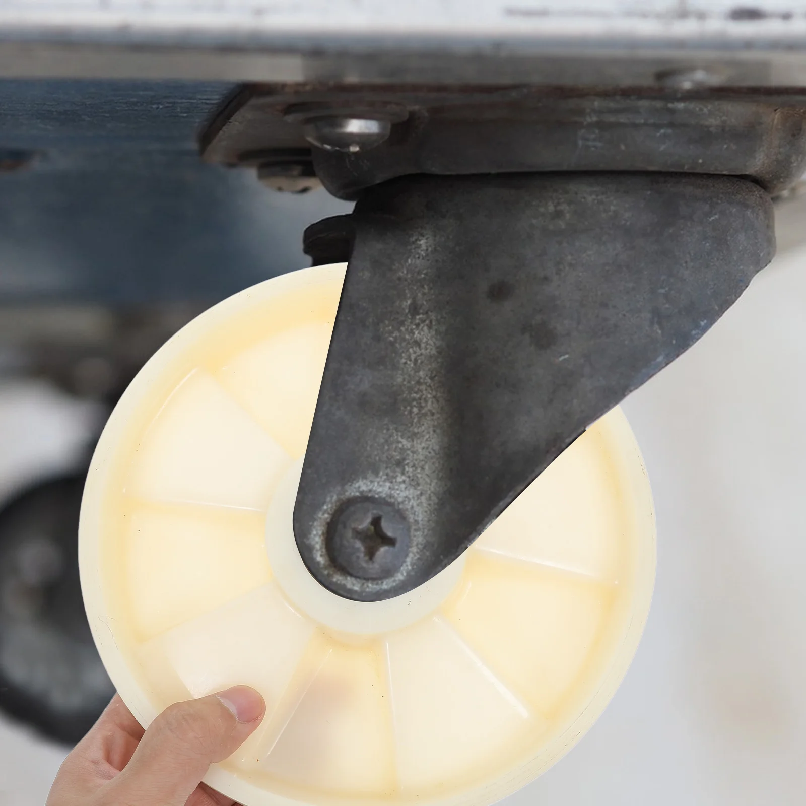 

Rotating Casters for Pallet Truck 200x50mm Nylon Wheels Ball Bearings Smooth Rotation Noise Reduction Replacement Tool