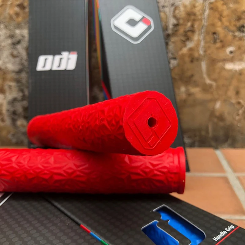 ODI Ultralight Bicycle Grip Super Long Soft Folding Bike Handlebar Grips for 22.2mm Children Balance Scooter Cycling Bar