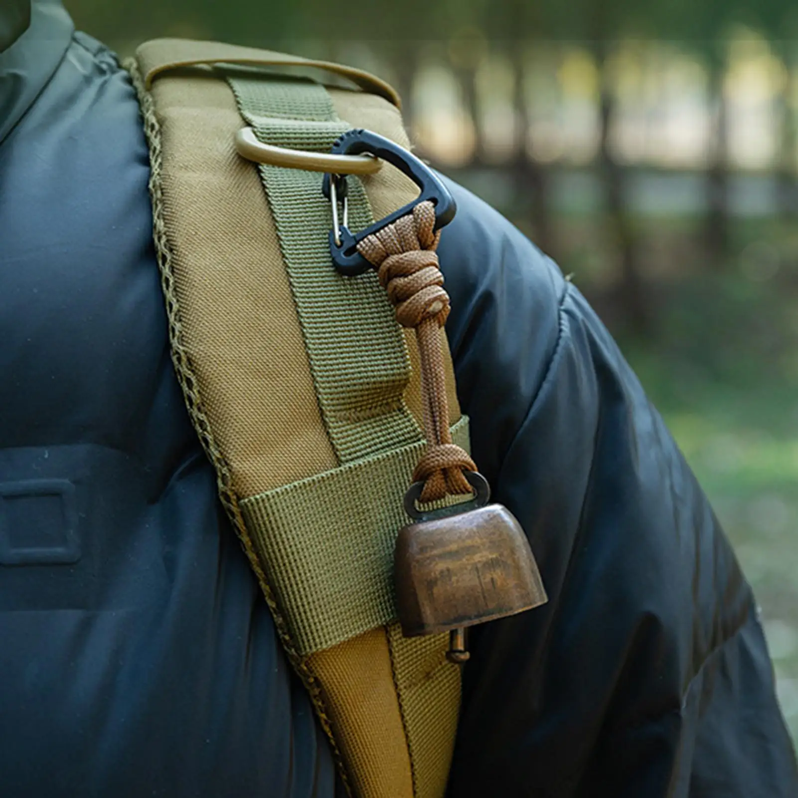 Campana de oso, llavero colgante de Metal para exteriores, Camping, senderismo, protección de oso, Campana de vaca fuerte, seguridad portátil duradera