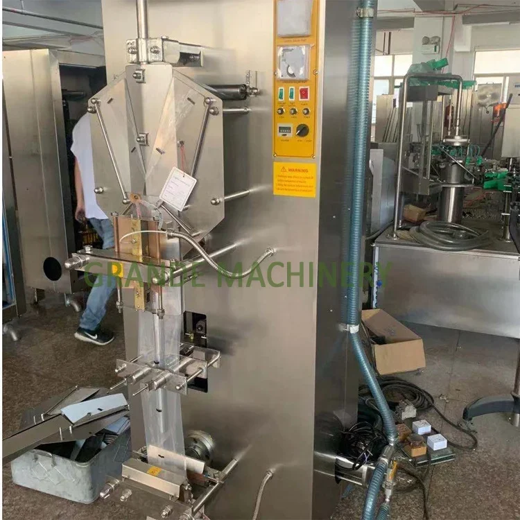 2023 Hot Sale In Africa Automatic Plastic Pouch Bag Drinking Pure Sachet Pure Water Pouch Water Filling Making Packing Machine