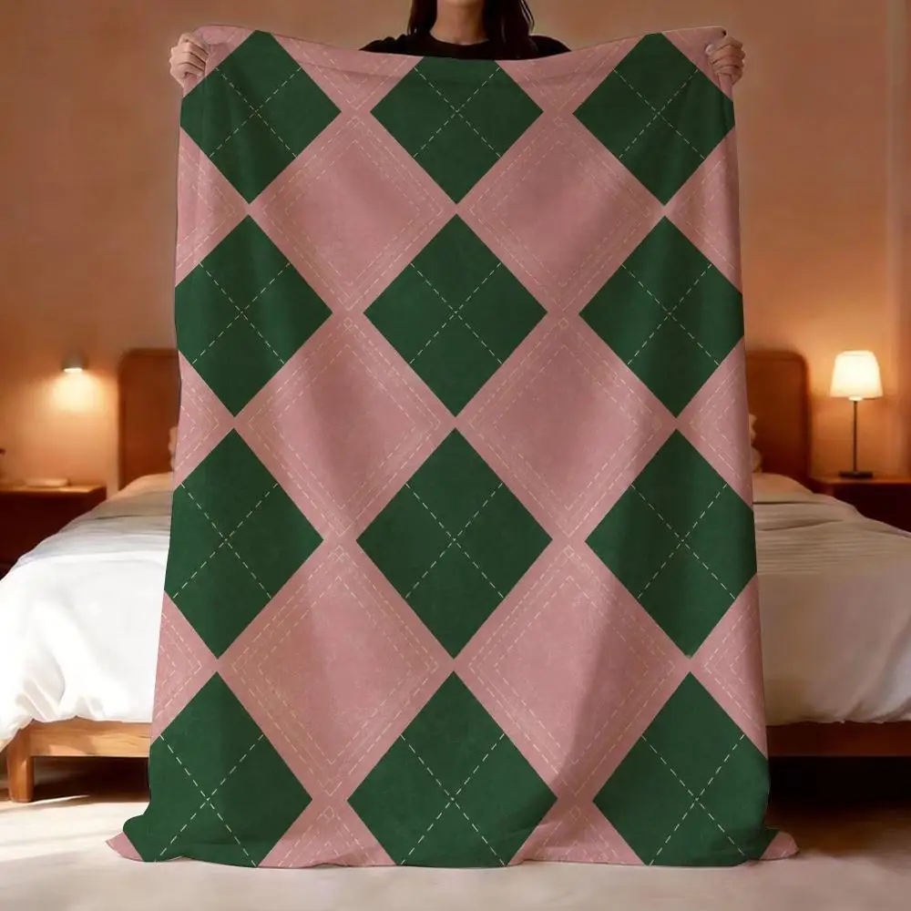 Vintage Argyle Pattern Throw Lightweight 240g Flannel Blanket Soft Skin-friendly for Summer Cooling