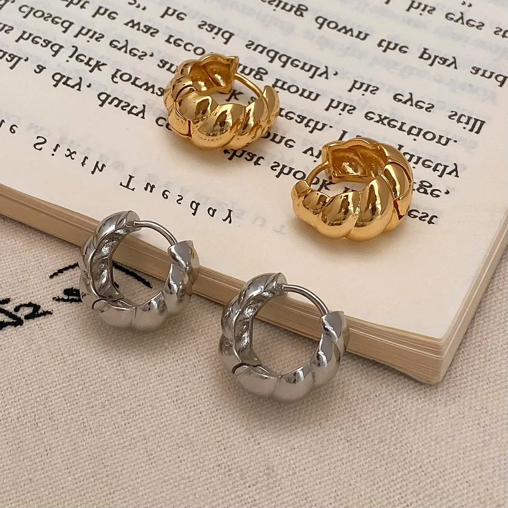 

Real 925 Sterling Silver Distorted Croissant 18K Gold Hoop Earrings for Women Trendy Fine Jewelry Round Geometric Accessories