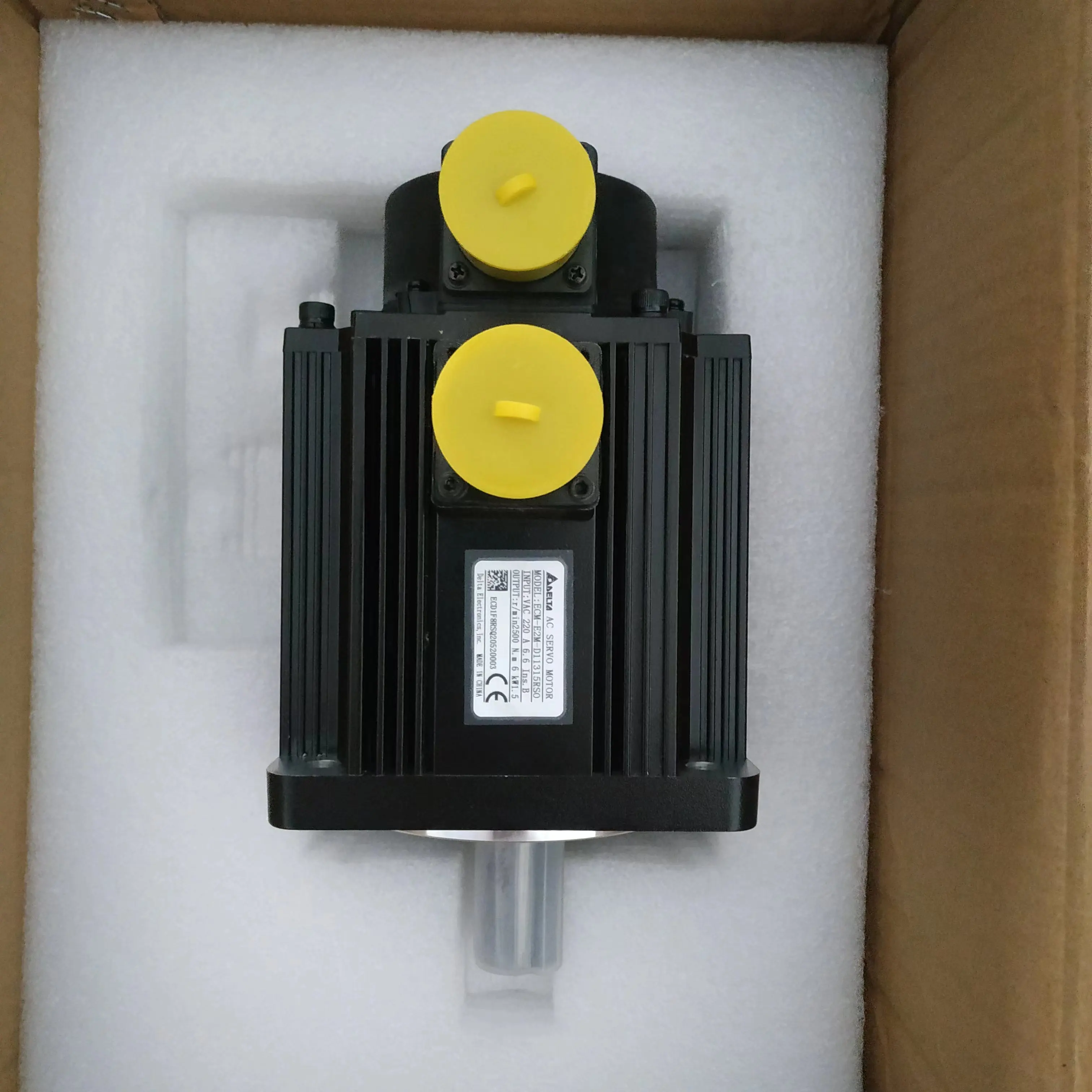 

New original packaging Delta 1500W servo motor ECM-E2M-D11315RSO