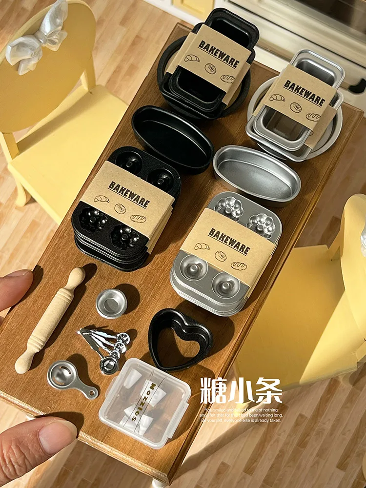 

1/6 1/12 Doll House Model Furniture Accessories Bread Baking Tools Biscuit Ovenware Bjd Ob11 Gsc Blyth Soldier Lol Miniatures