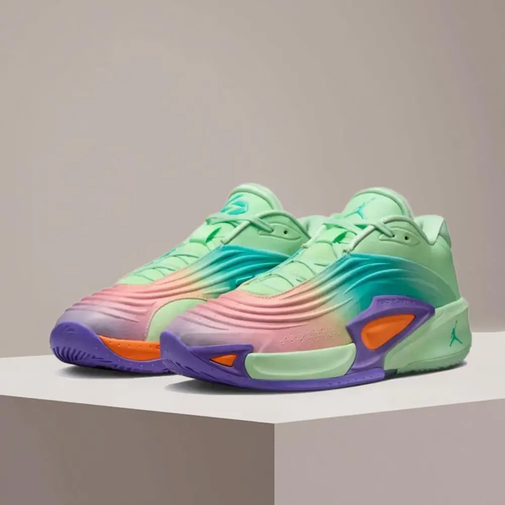 

Nike Air Jordan Luka 3 Men's Stylish and Versatile Basketball Shoes: Comfortable, Cushioned, Durable, and Non-Slip HQ5048-300