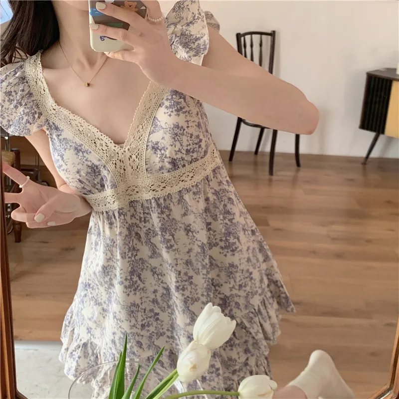 

Korean Princess Sweet Sexy Print Spring Suspenders V-Neck Home Lace Pajamas Set Women Ins Kawaii Fashionable Elegant Casual