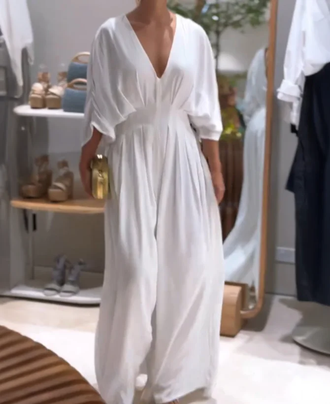 V-neck half sleeved pleated jumpsuit fashionable and elegant, new women's clothing for summer 2025