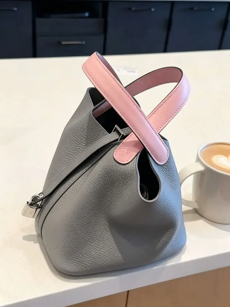 

Grey Powder Handbag Women's Style 2026 New High-End Bucket Bag Elegant Outdoor Small Carry-On Summer Vegetable Basket Design