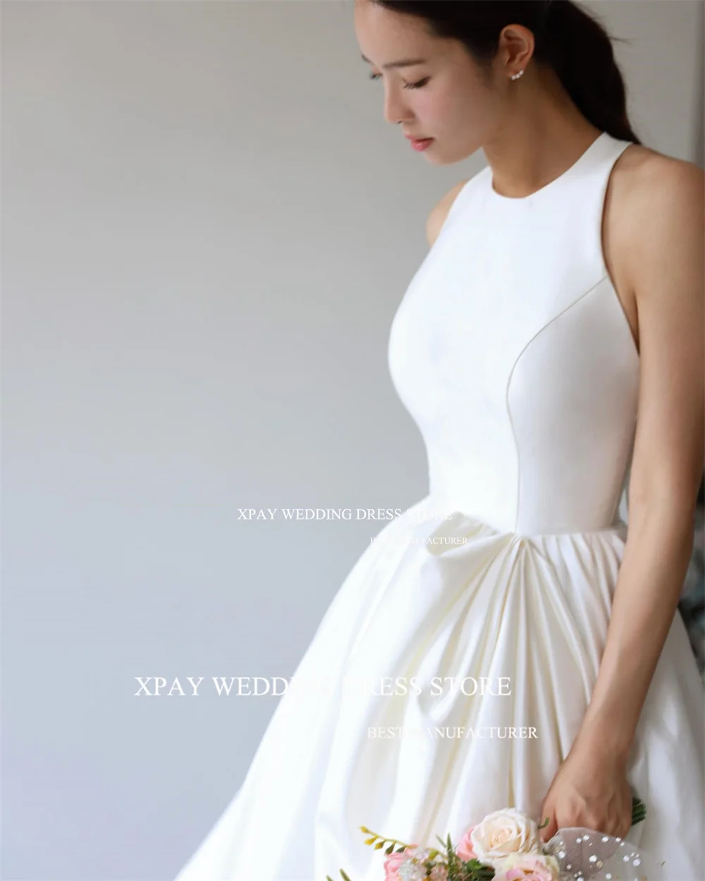 XPAY O Neck Korea Wedding Dress Sleeveless Customised Open Back Bridal Gown Backless Floor Length Pleats Bride Dress Photo Shoot