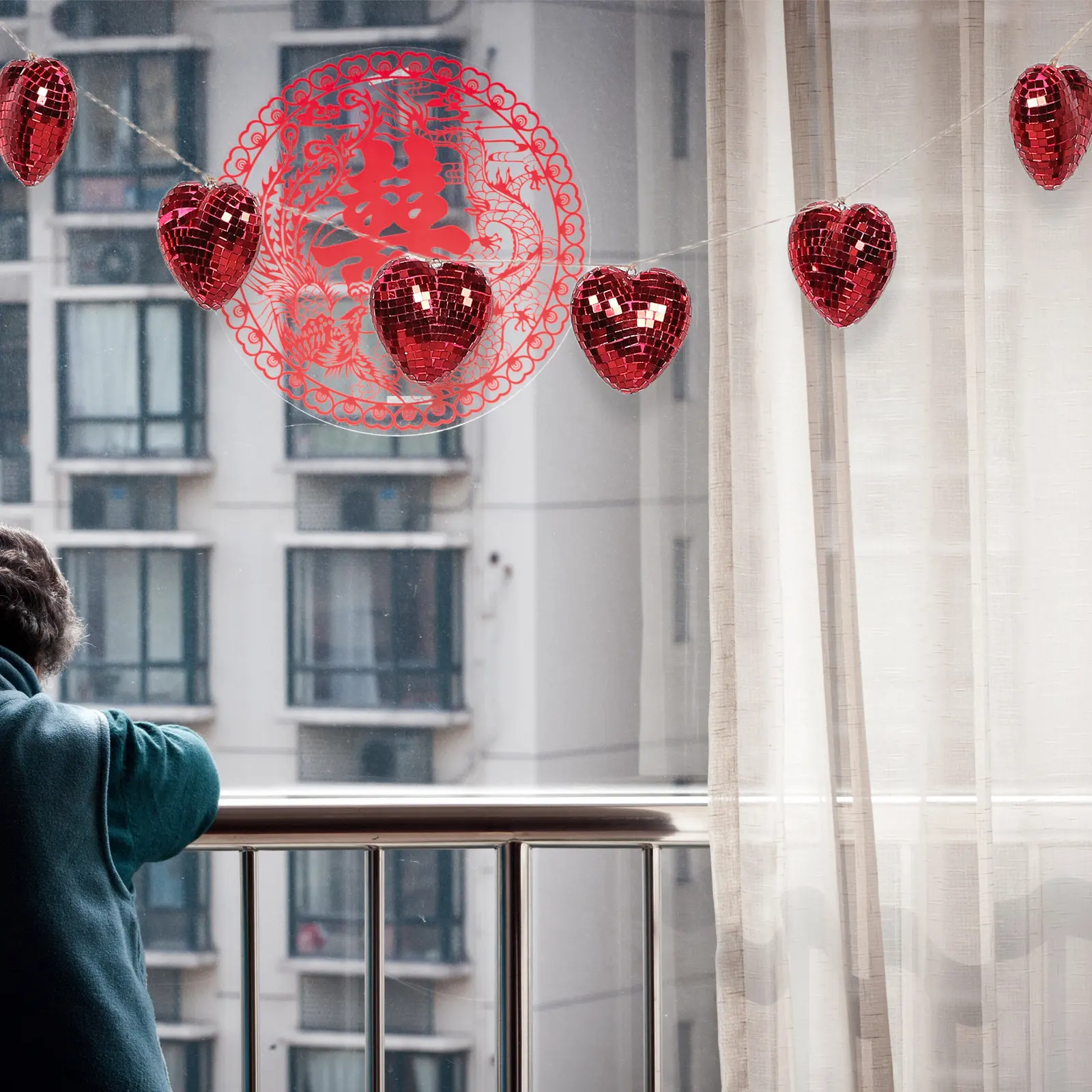 

Гирлянда-баннер «Сердца ко Дню святого Валентина» с блестящими зеркальными диско-шарами, романтический ретро-декор ко Дню святого Валентина для комнаты, стола, рабочего стола, стены