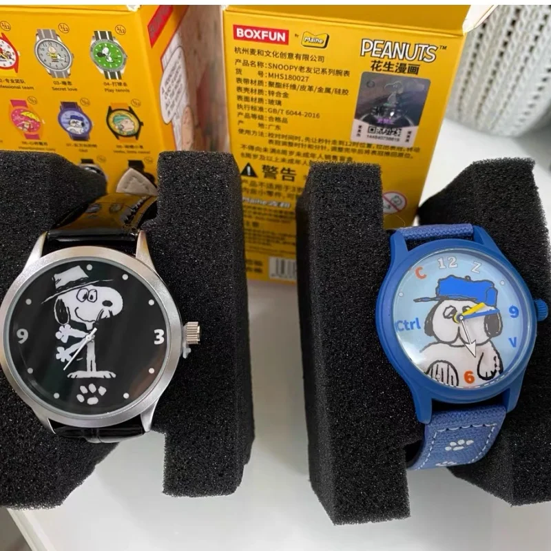 Echte Maihe En Snoopy Peanuts Horloge Blind Box Vrienden Gezamenlijke Collectie Trendy Randhorloges Verzamel Kindercadeaus
