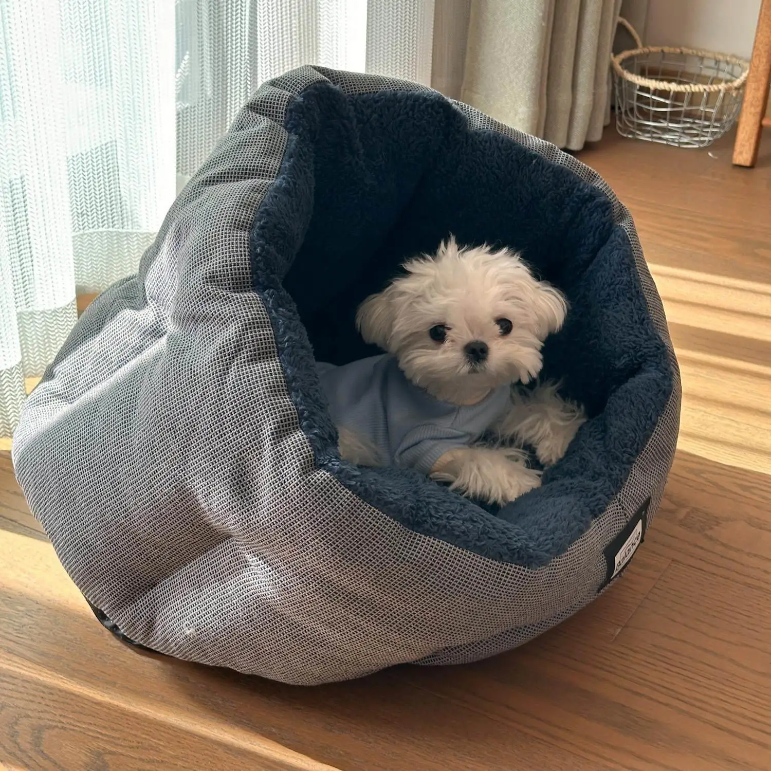 thickened-enclosed-pet-nest-winter-dog-house-tent-warm-dirty-resistant-plush-inner-medium-size-dog-bed-non-detachable-design
