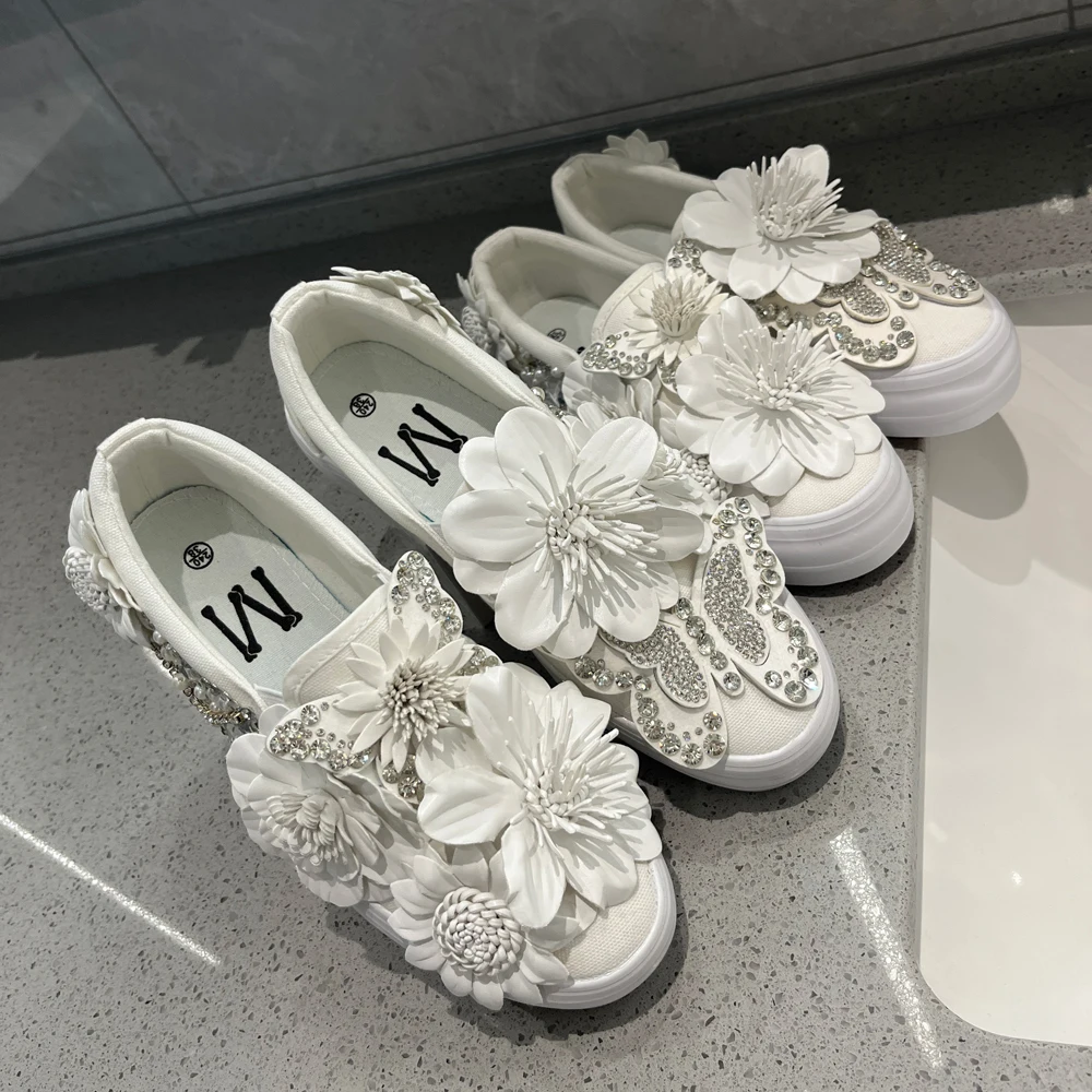 White Sneakers Big Rhinestone Bow Pu leather Flower Thick Bottom 4cm Lazy Wear Large Size Designer Women Vulcanized Shoes