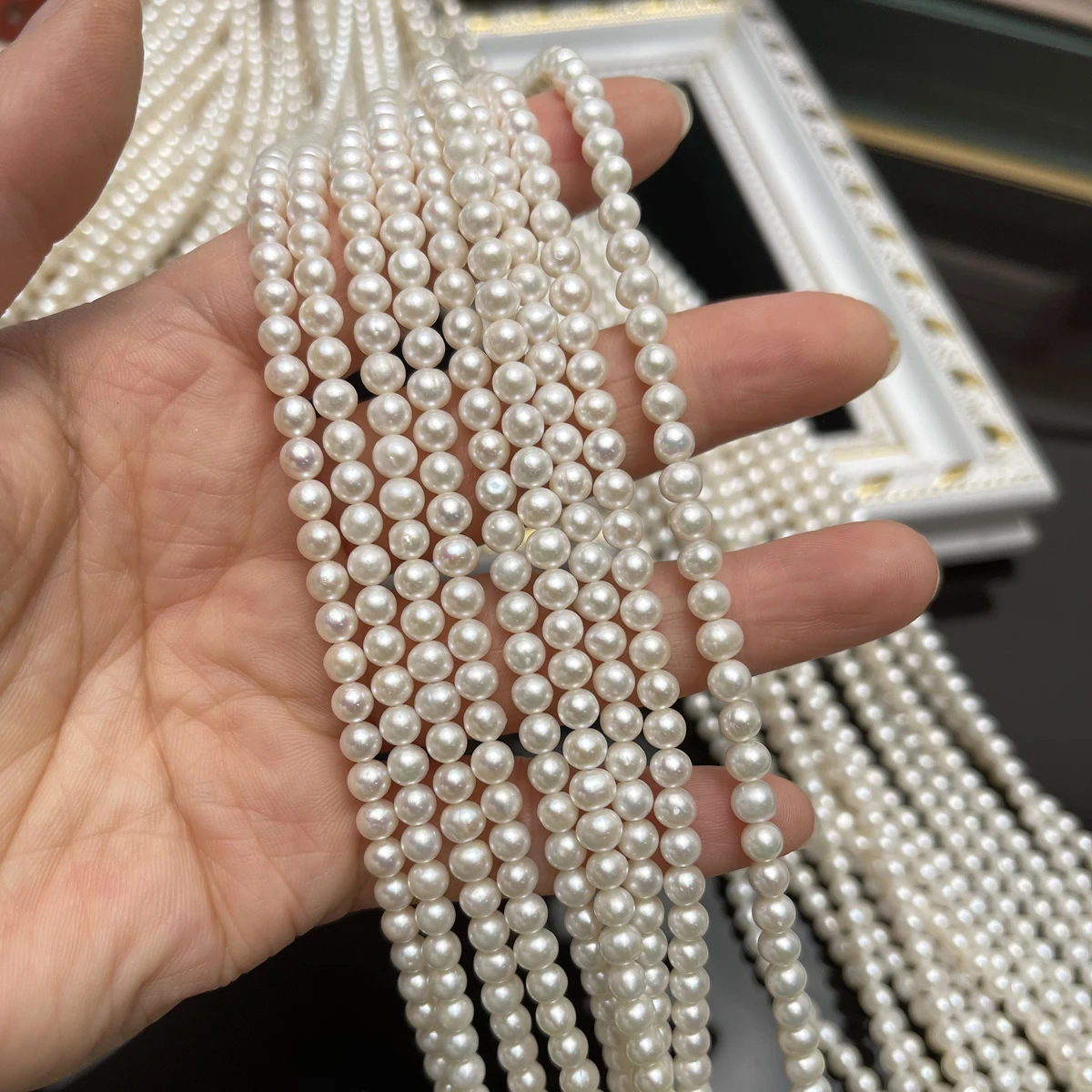 4-5mm Factory Wholesale Natural Freshwater Round White Pearl Bead for Jewelry Make DIY Necklace Earring Bracelet Accessory Gift