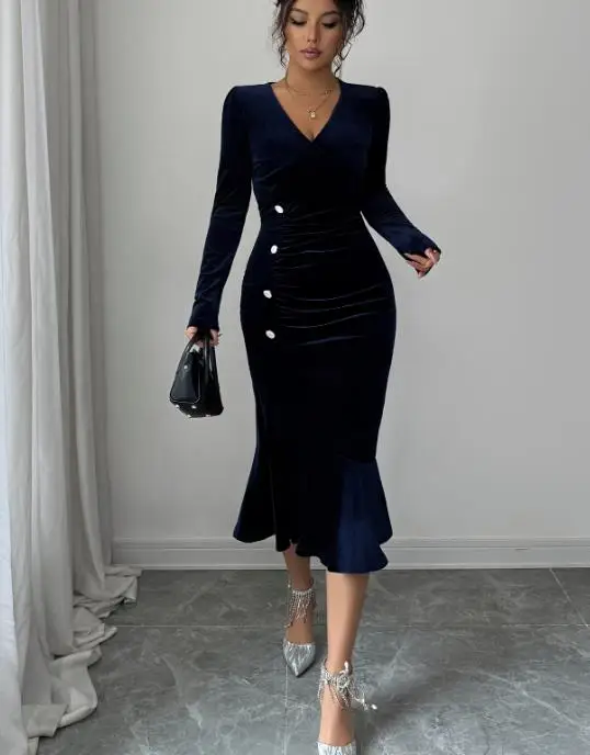 

Women's Fashion Dress 2025 New Autumn and Winter Elegant High-End V-Neck Long Sleeved Hip Skirt Dress for Women Female Clothing