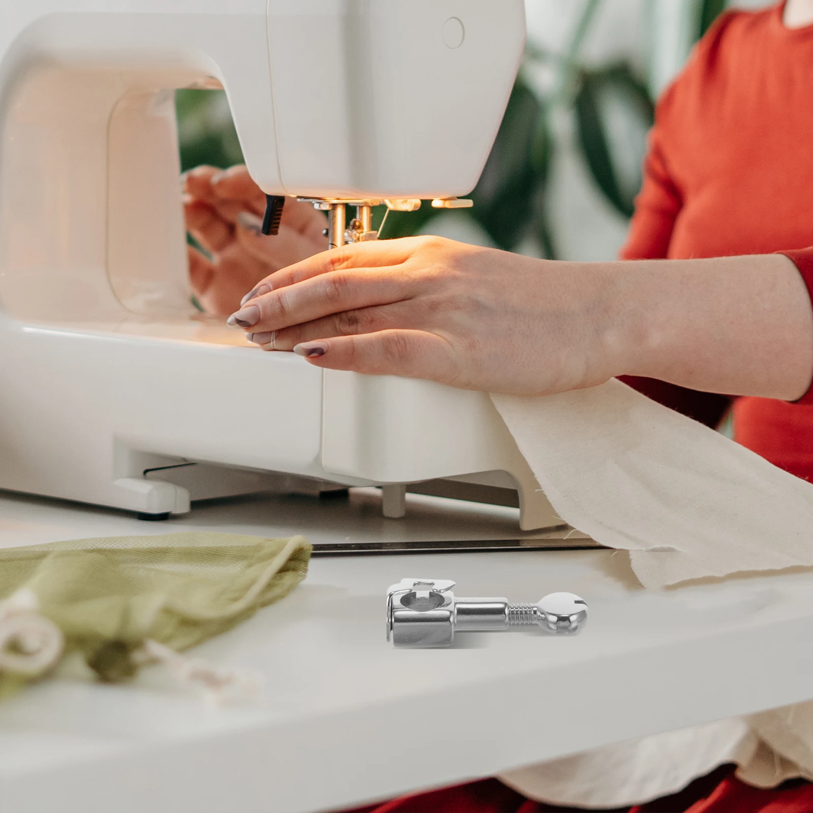 

2Pcs Sewing Machine Needle Clamps Heavy Duty Metal Clips Compatible with Domestic Sewing Machine Parts Metal Needle Clamp