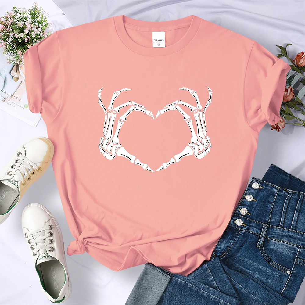 Hand Bone Heart Gesture Retro Y2K Womens T Shirt Street Creativity Crop Top Cool Summer Tee Clothing Breathable Sweat T-Shirt