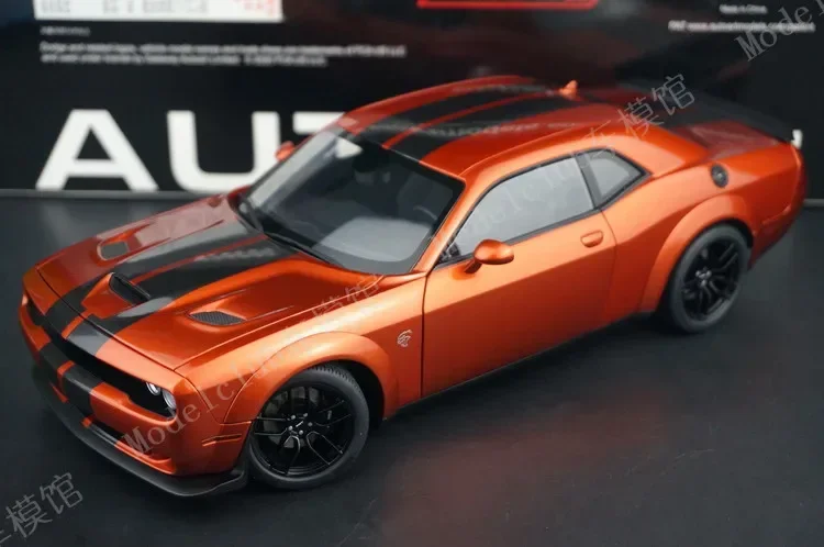 Autoart 1:18 Hellcat SRT Simulation Limited Edition All Open Alloy Metal Static Car Model Toy Gift