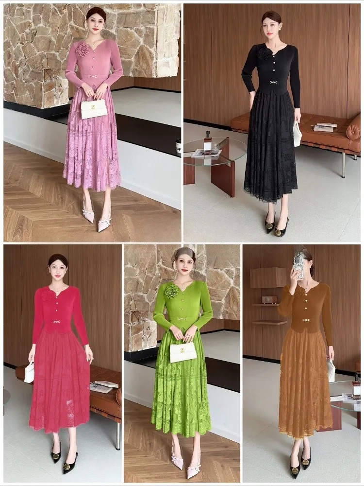 Miyake 2025 Autumn New Pleated Fashionable and Elegant V-neck Fake Two-piece Skirt Slim and Thin Dress