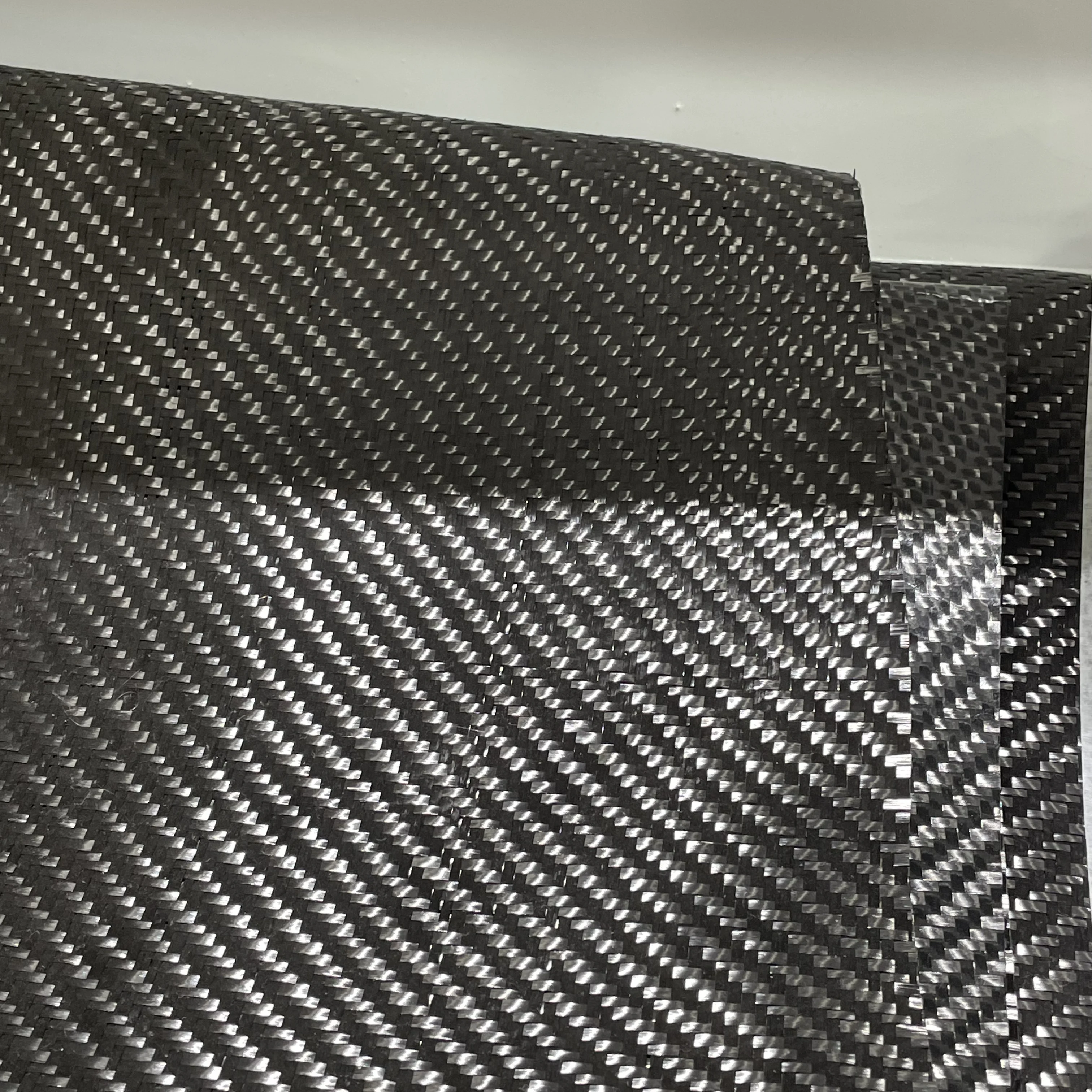 Tela de Fibra de Carbono Tejida de Alta Relación Calidad-Precio, Directo de Fábrica, Tela Ligera y Duradera para Automóviles, Producto Industrial por Lotes