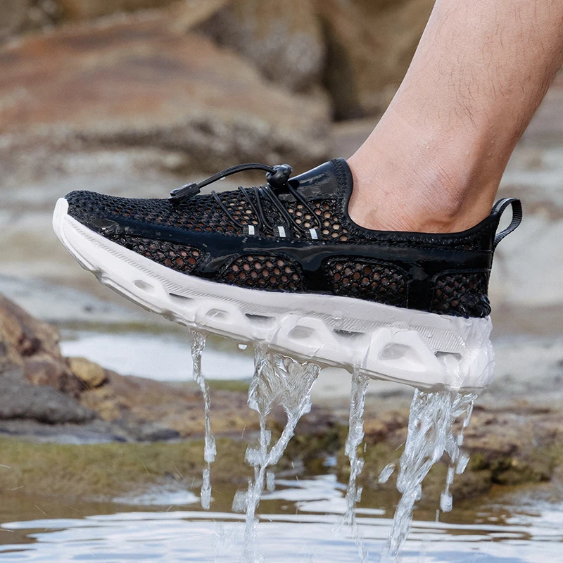 Men's Women's Water Shoes New Outdoor Quick Dry Barefoot Beach Sneakers Couple Style Mesh Breathable Hiking Shoes Fishing shoes