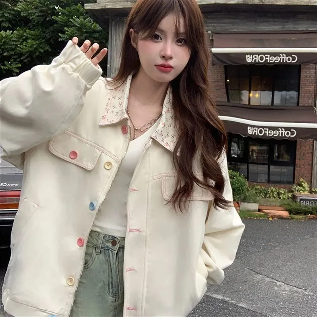 2025 ใหม่สาวหวานฤดูใบไม้ผลิและฤดูใบไม้ร่วงบางสีทึบเสื้อลําลอง Dressing คอลเลกชันแนวโน้มแฟชั่นอเนกประสงค์ลมขี้เกียจ