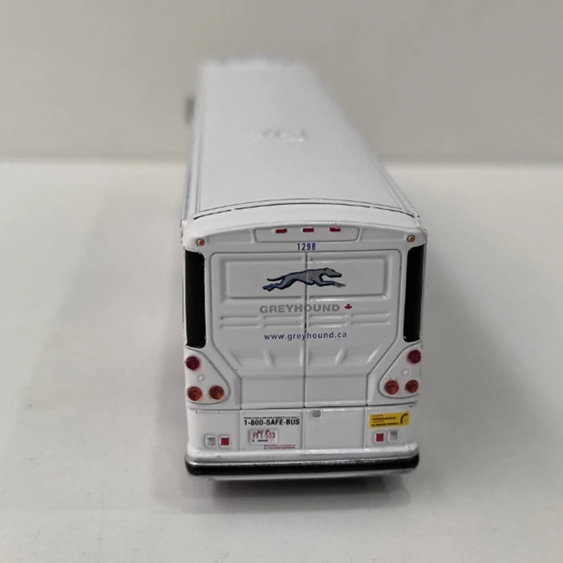 IR HO IXO 1/87 Scale MCI Motorcoach D4505 Bus Alloy Simulation Car Model Static Collection Decorated Holiday Toy Souvenir Gift