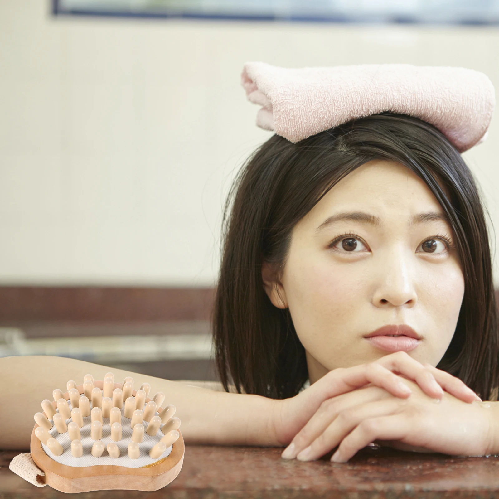 

Wooden Neck Massager Handheld Portable Heart Shape Tool Neck Relief Reduces Cervical Pressure Improves Sleep Relaxation