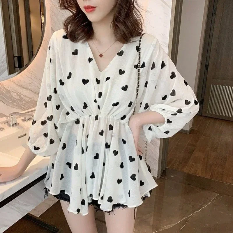 

Western Style Half Sleeves V_neck Chiffon Shirt for Women Summer Casual Loose Stylish Waist Cinching Belly Covering Sweet Top