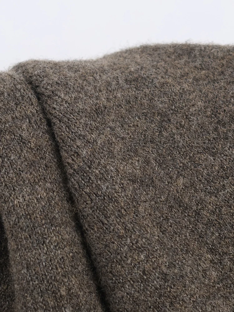 European-style new women's fashion, versatile, elegant, casual cape-style round neck long-sleeved sweater coat.