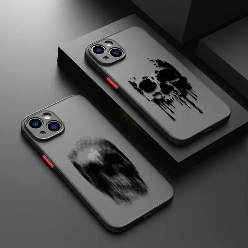 Terror Skull Hand Love Clear Matte Phone Case For iPhone 15 11 14 13 12 Pro Max Mini X XR Xs 8 7 Plus 6 6S 5 5S Cover Funda