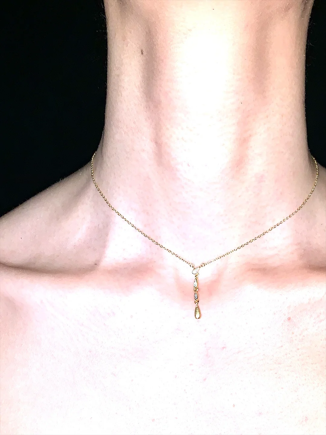 collar-dorado-en-forma-de-y-con-gota-de-agua-para-mujer-cadena-vintage-aleacion-ligera-de-lujo-diseno-original-joyeria-ex