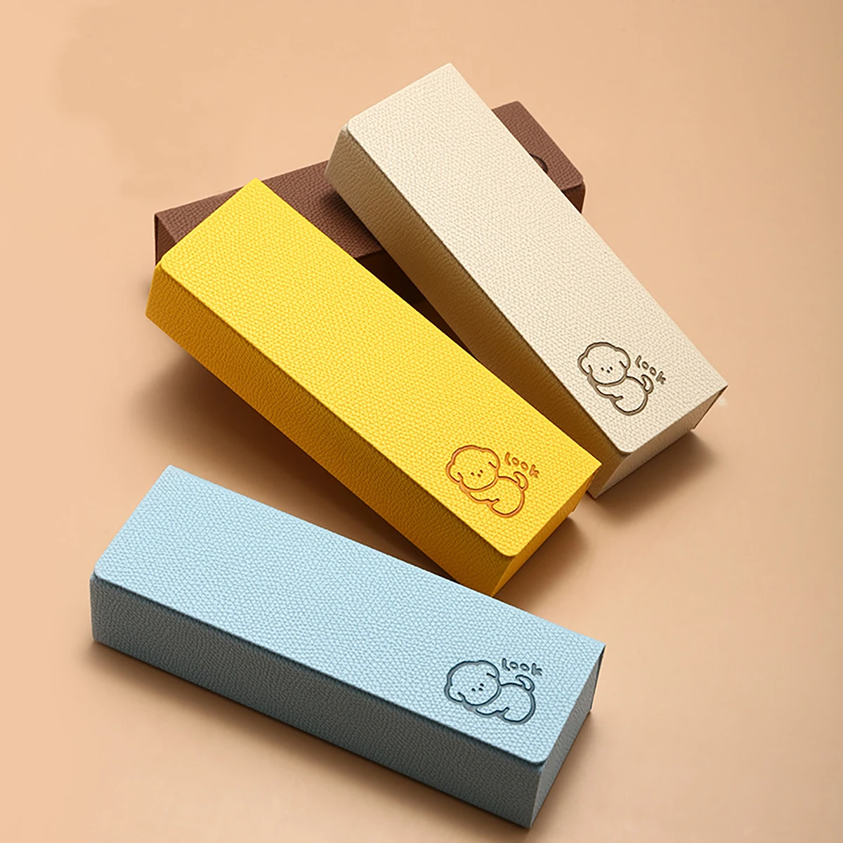 1pc Hard Shell Eyeglass Case PU Leather Portable Protective Cartoon Dog Sunglass Holder for Men and Women Travel Accessories