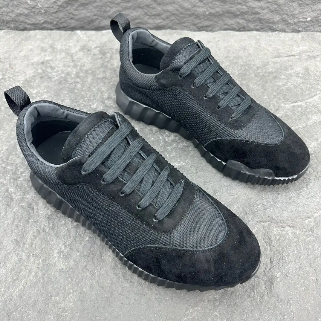 Light Charcoal Gray Unisex Skate Shoes, Padded Thick Inner Lining Casual Flat Sneakers, Anti-slip Skate Footwear, Warm Versatile Shoes for Northern Autumn Winter Commute, School and Leisure Walking for Men and Women
