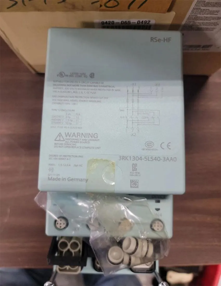 

Brand New 3RK1304-5LS40-2AA0 3RK1304-5LS40-3AA0 3RK1304-5LS40-5AA0 Warranty One-year