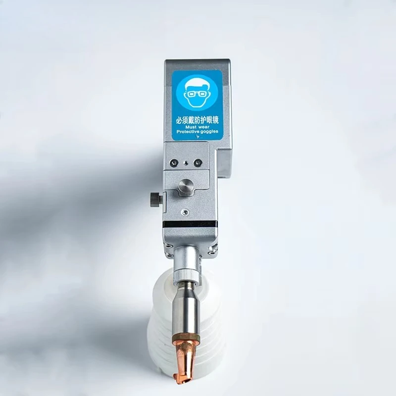 Applicable to 2000w Multiple Welding Modes Fish Scale Welding Laser Welding Cleaning Head for Industry